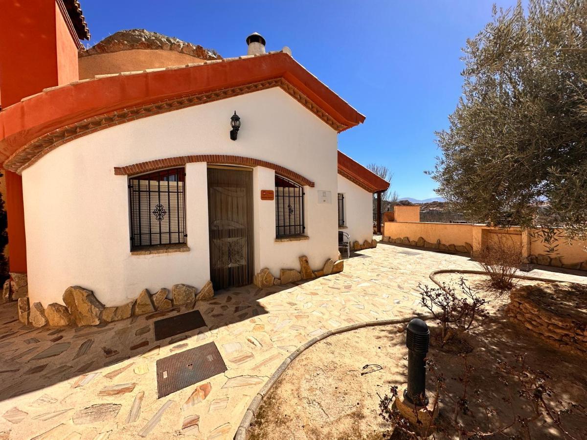 Cuevas La Granja Apartment *